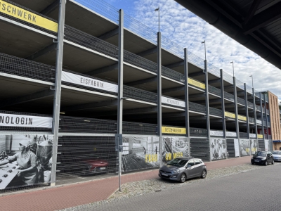 Frau-am-Meer_Ausstellung_IMG_3065_Foto-Marlen-Melzow