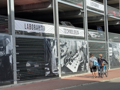 Frau-am-Meer_Ausstellung_IMG_3172_Foto-Marlen-Melzow